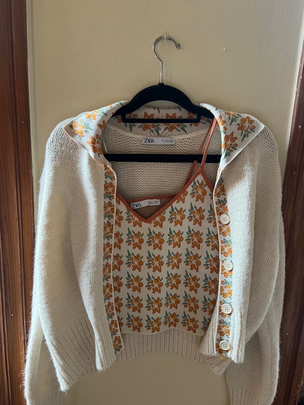 Zara Floral Detail Top and Sweater Set - Picture 7 of 8